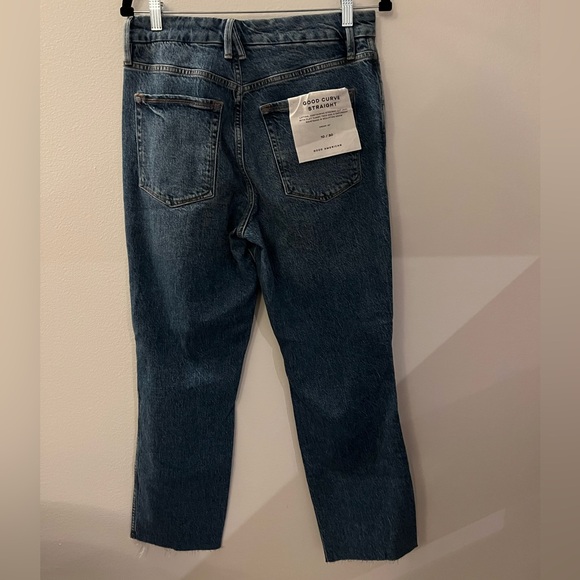NWT - Good American GOOD CURVE STRAIGHT JEANS - Picture 4 of 7